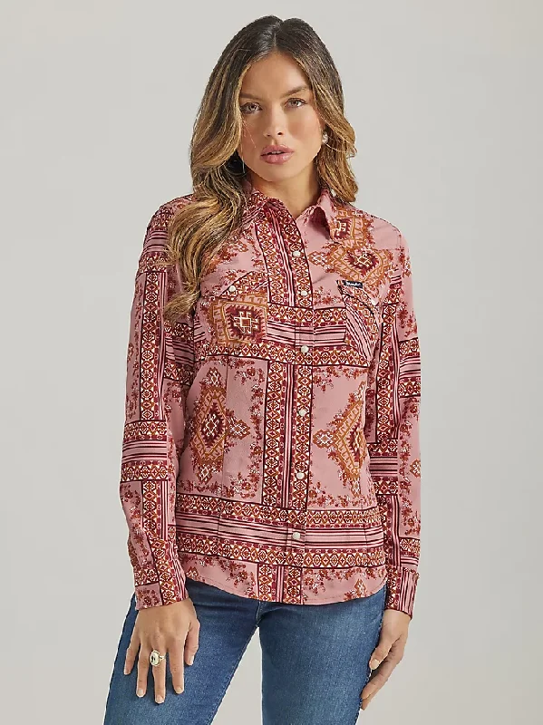 Women's Wrangler Retro® Lightweight Western Snap Shirt in Plum Kitten alternative view 2 WOMEN'S WRANGLER RETRO® LIGHTWEIGHT WESTERN SNAP SHIRT IN PLUM KITTEN-- Satin Fabric Silk Fabric Chiffon Fabric