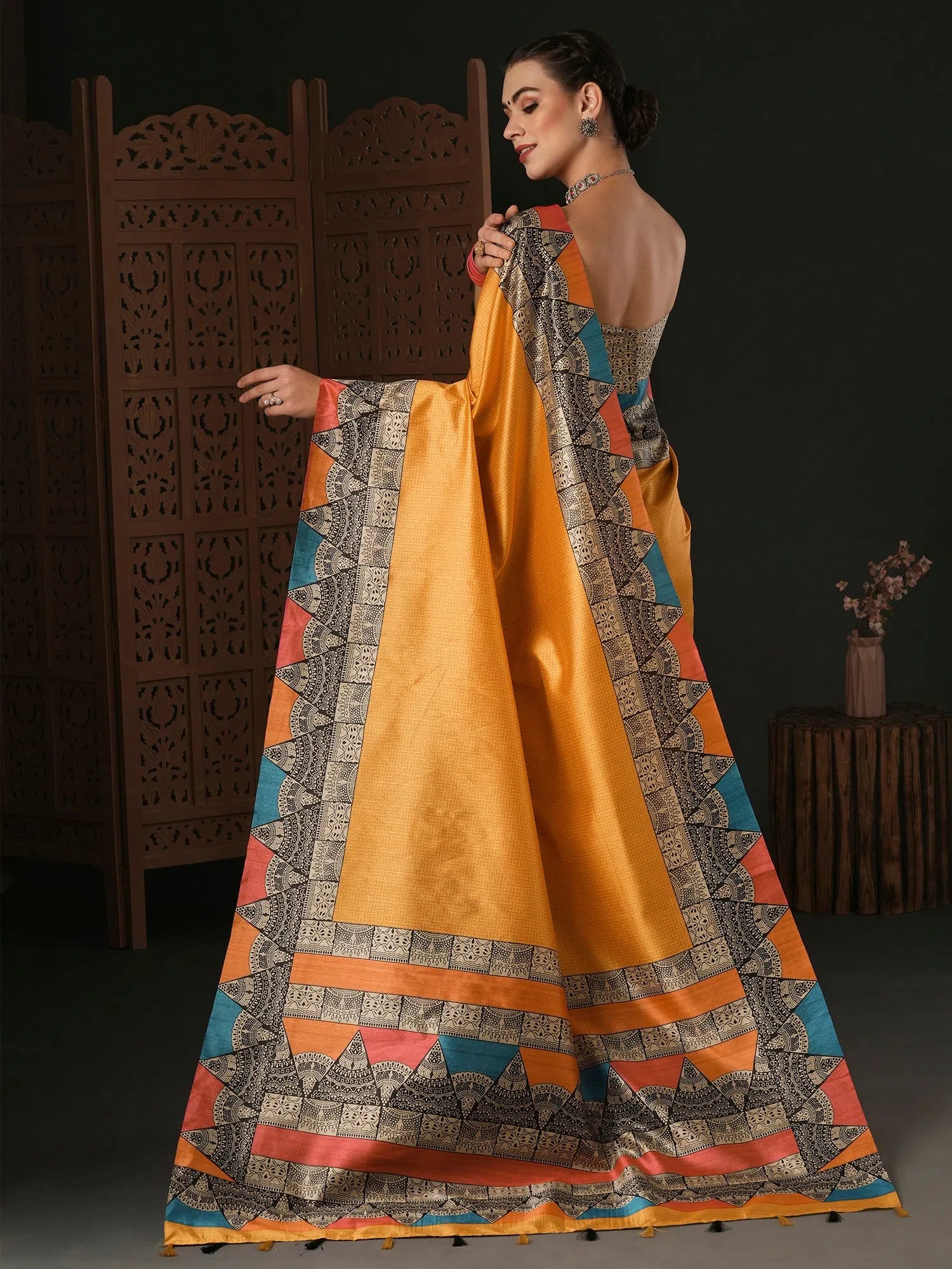 Saree Mall Women's Dola Beige Printed Designer Saree With Blouse Piece-JANY4004 Side Tie Blouse Saree Mall Women's Dola Beige Printed Designer Saree With Blouse Piece-JANY4004 Side Tie Blouse