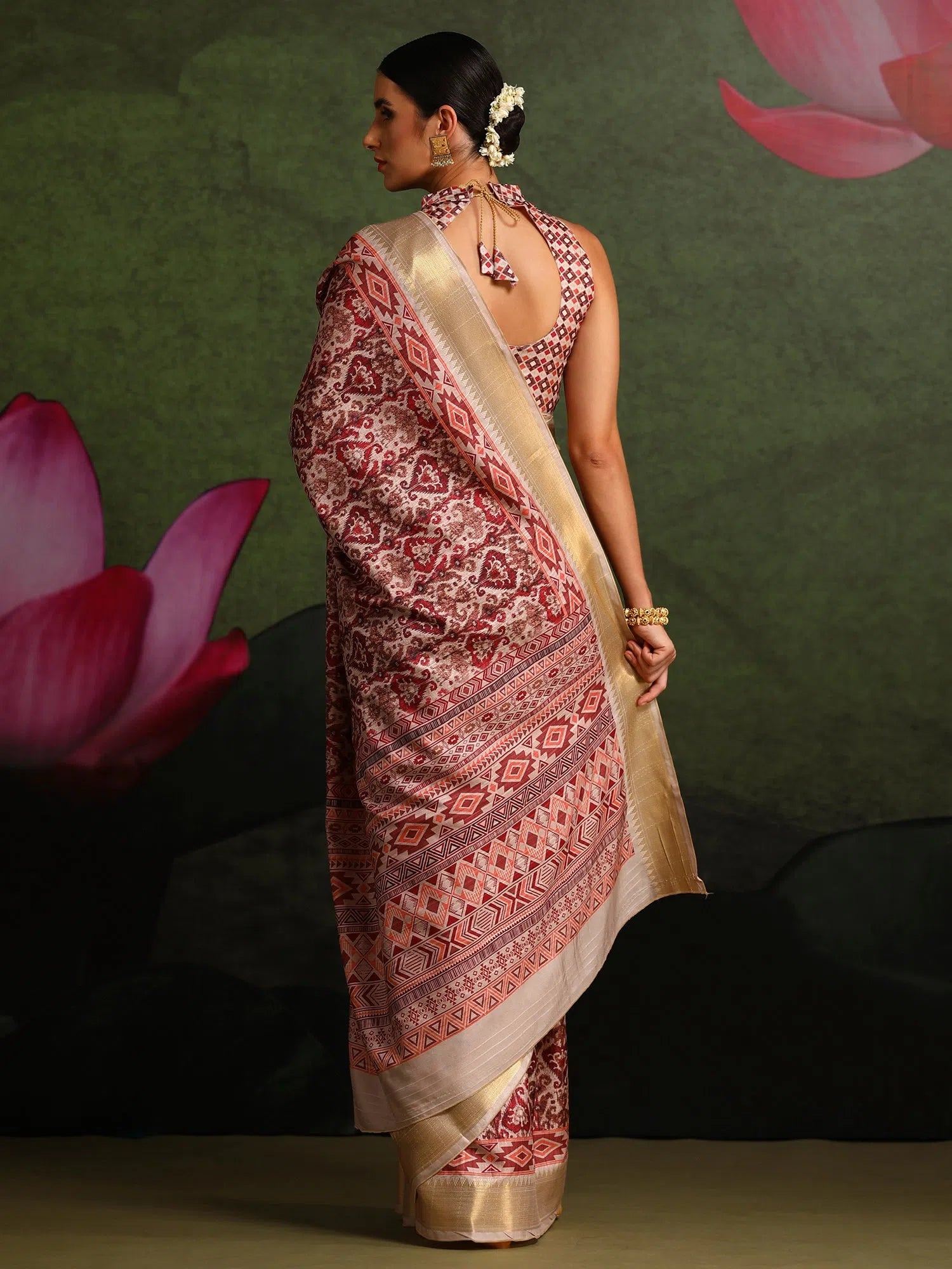 Saree Mall Women's Manipuri Maroon Printed Designer Saree With Blouse Piece-IKKATP105 Embroidered Floral Blouse Saree Mall Women's Manipuri Maroon Printed Designer Saree With Blouse Piece-IKKATP105 Embroidered Floral Blouse
