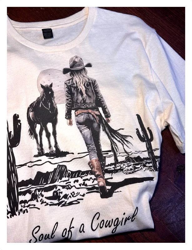 SOUL OF A COWGIRL GRAPHIC T-SHIRT-- Zippered Front Buttoned Front Snap Front