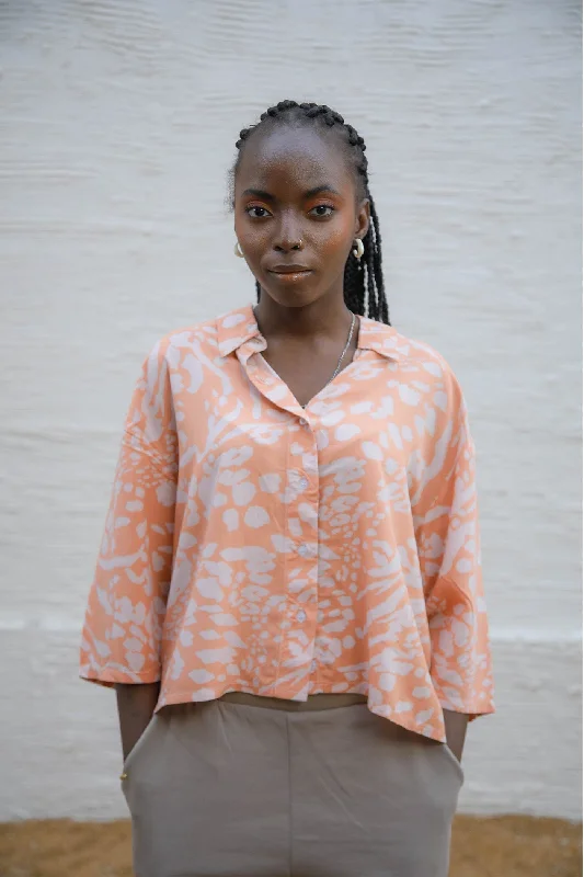Poppy Print Shirt-- Welt Pockets Slit Pockets Flap Pockets