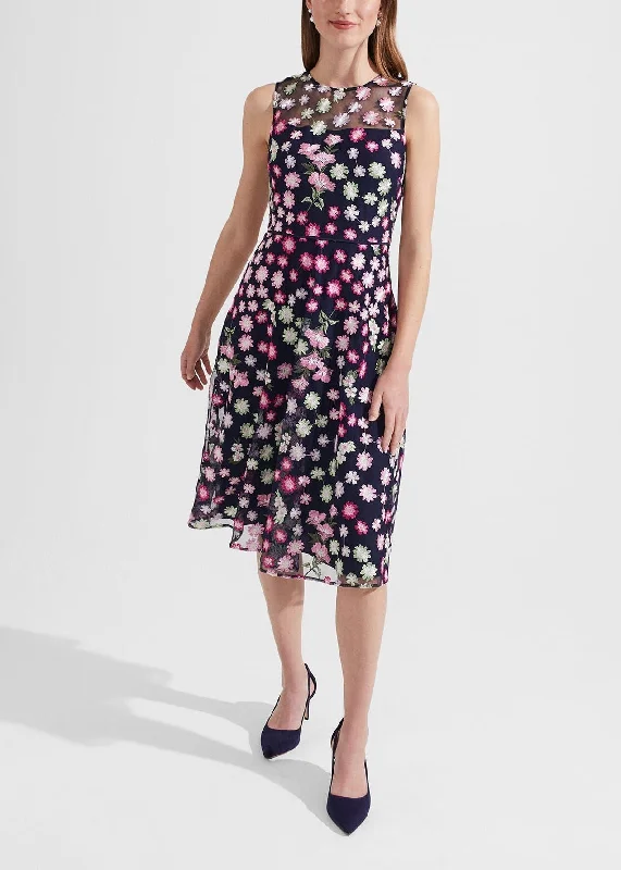 Ira Embroidered Dress 0223/5831/9045l00 Navy-Multi Tunics Mesh breathable