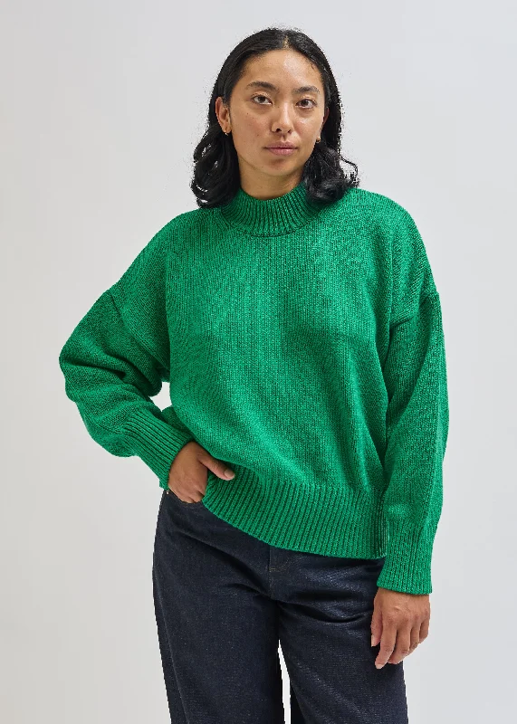 Green Petra Sweater Elegant Classic Vintage