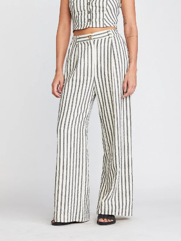 Caroline Pants Fashionable Sporty Pants
