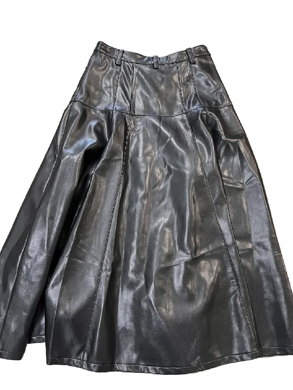 Skirt Designer By Cinq à Sept  Size: 4 mini skirt trendy