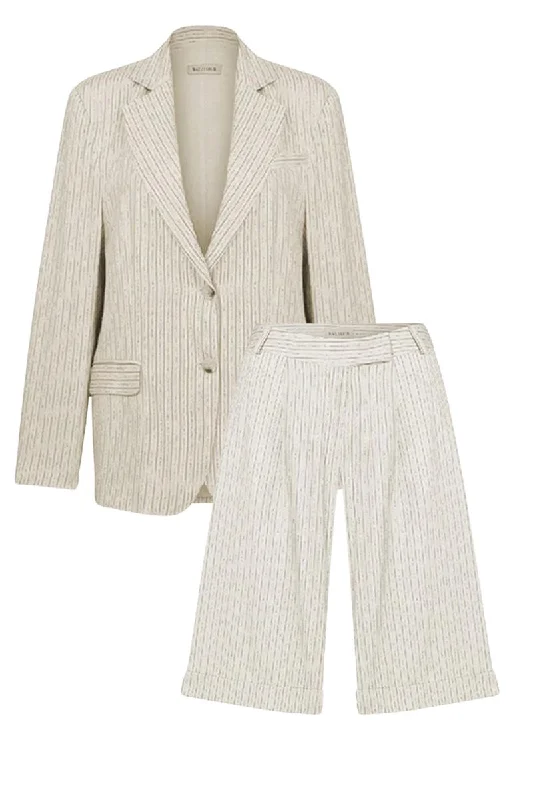 WALNUT BOXY JACKET AND MARDE SHORTS STRIPED LINEN SET Herringbone Jacket Houndstooth Jacket Plaid Jacket WALNUT BOXY JACKET AND MARDE SHORTS STRIPED LINEN SET Herringbone Jacket Houndstooth Jacket Plaid Jacket