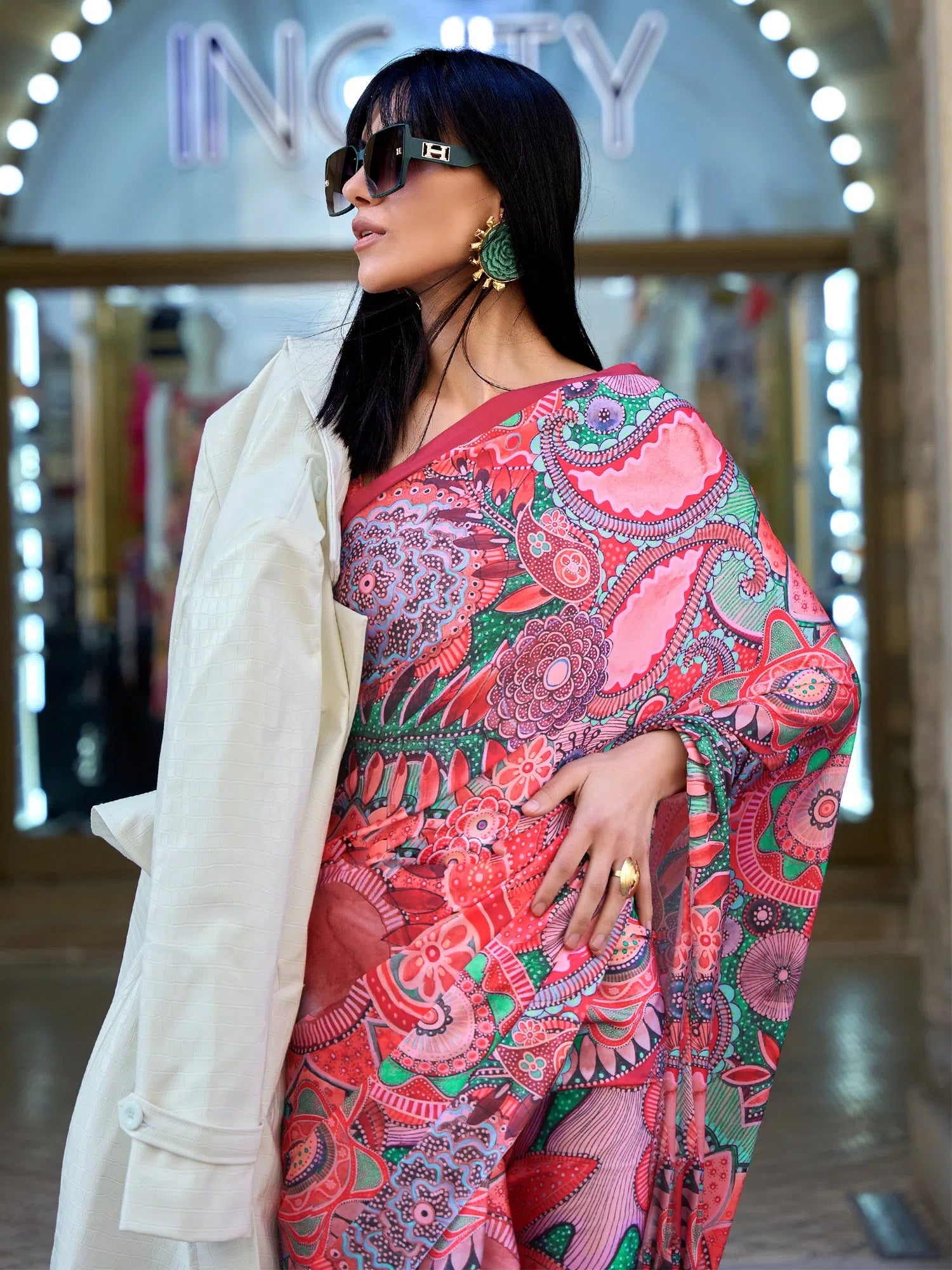 Saree Mall Women's Satin  Red Digital Print Designer Saree With Blouse Piece-KLORA332002 Collared Satin Blouse