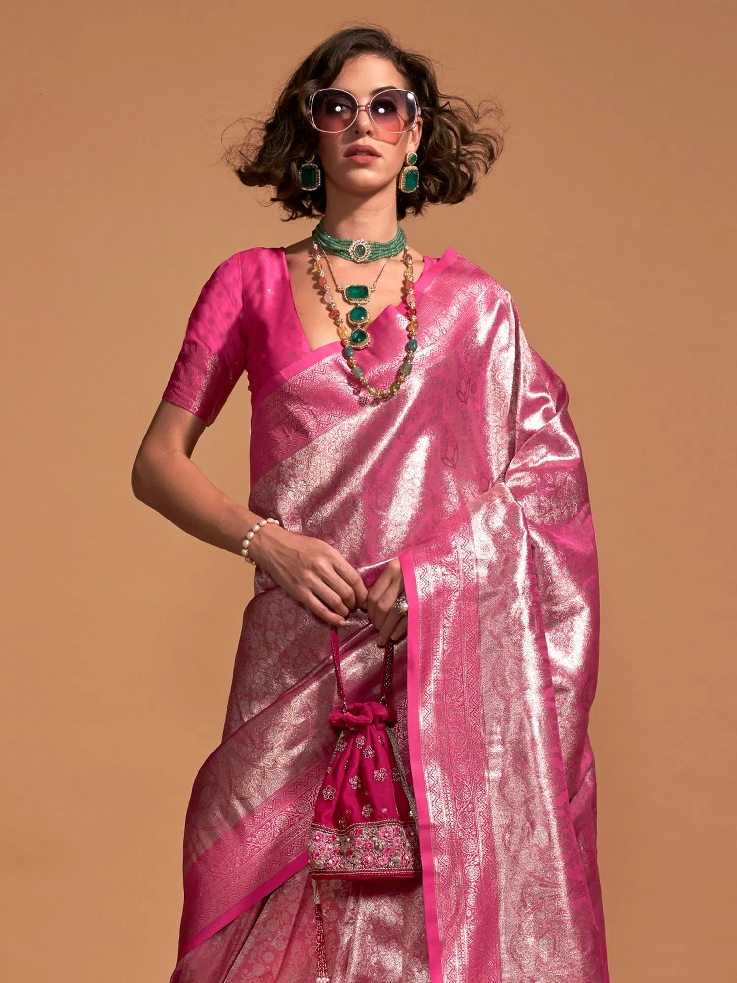 Saree Mall Women's Kanjeevaram Pink Woven Design Designer Saree With Blouse Piece-KNJPURM358001 Asymmetric Hem Blouse Saree Mall Women's Kanjeevaram Pink Woven Design Designer Saree With Blouse Piece-KNJPURM358001 Asymmetric Hem Blouse